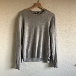 Vince 100% cashmere sweater